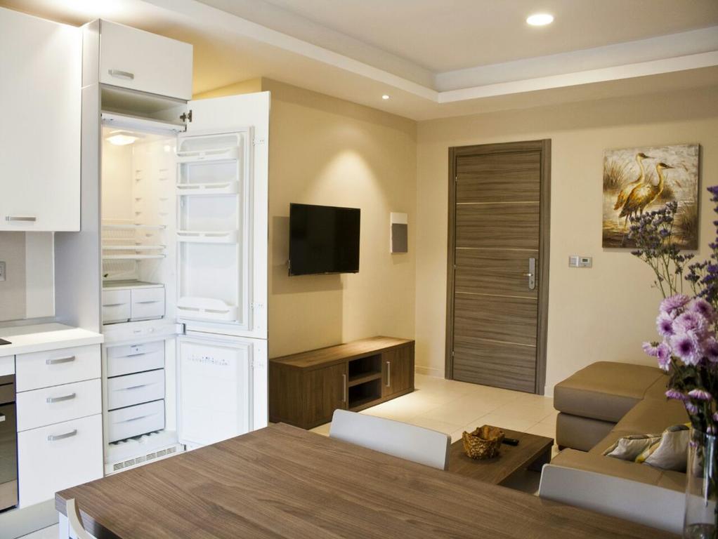 Axis Suites Άκρα Εξωτερικό φωτογραφία